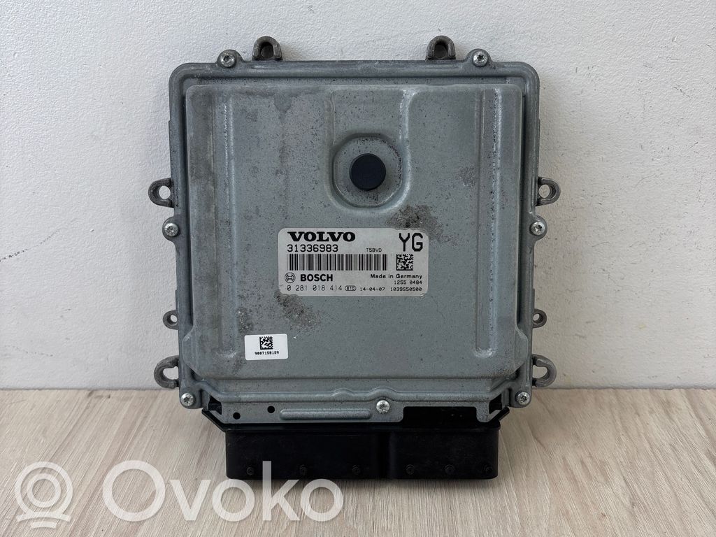 Unidad de control/módulo del motor   31336983,0281018414,1039S50500