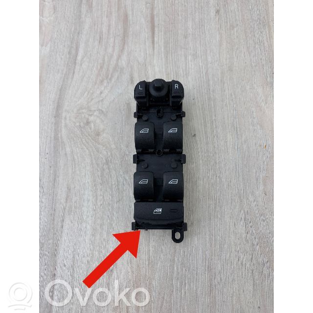 Volvo XC60 Electric window control switch 