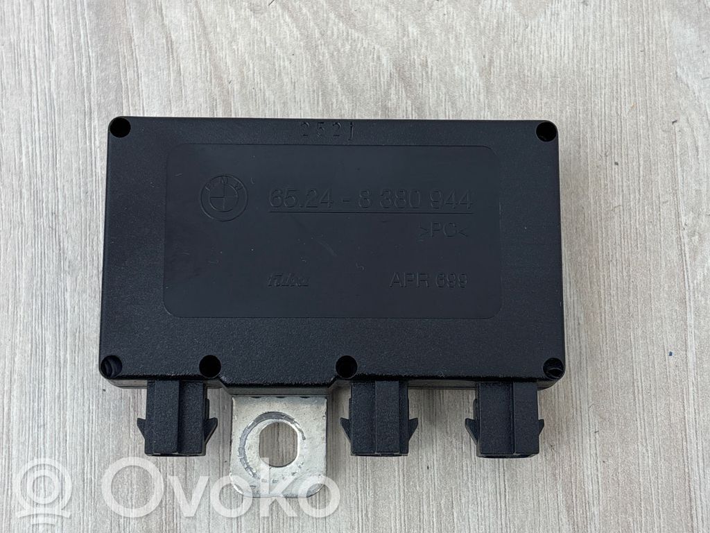 BMW 3 E46 Antenos stiprintuvas 