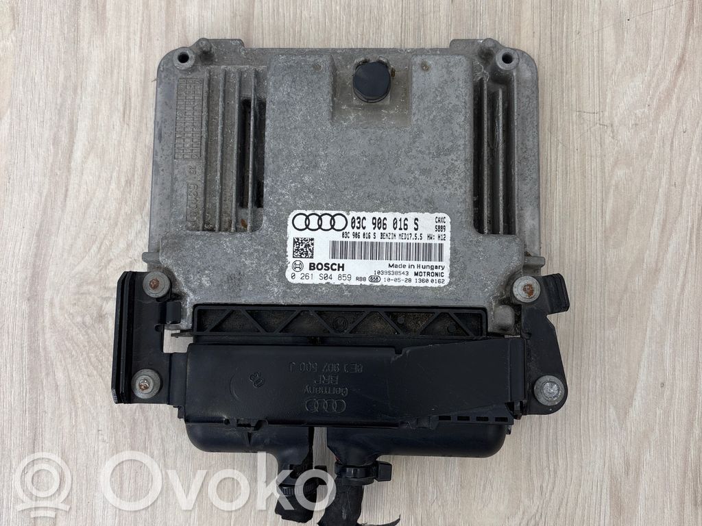 Audi A3 S3 A3 Sportback 8P Engine control unit/module 