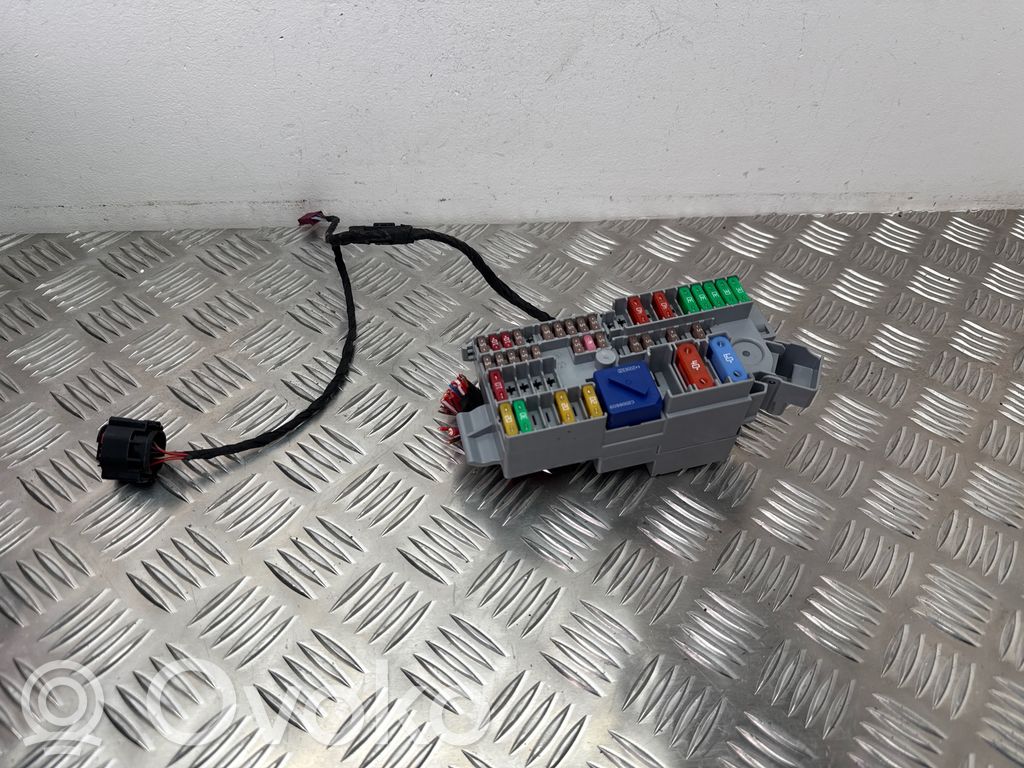 BMW 3 G20 G21 Módulo de fusible 