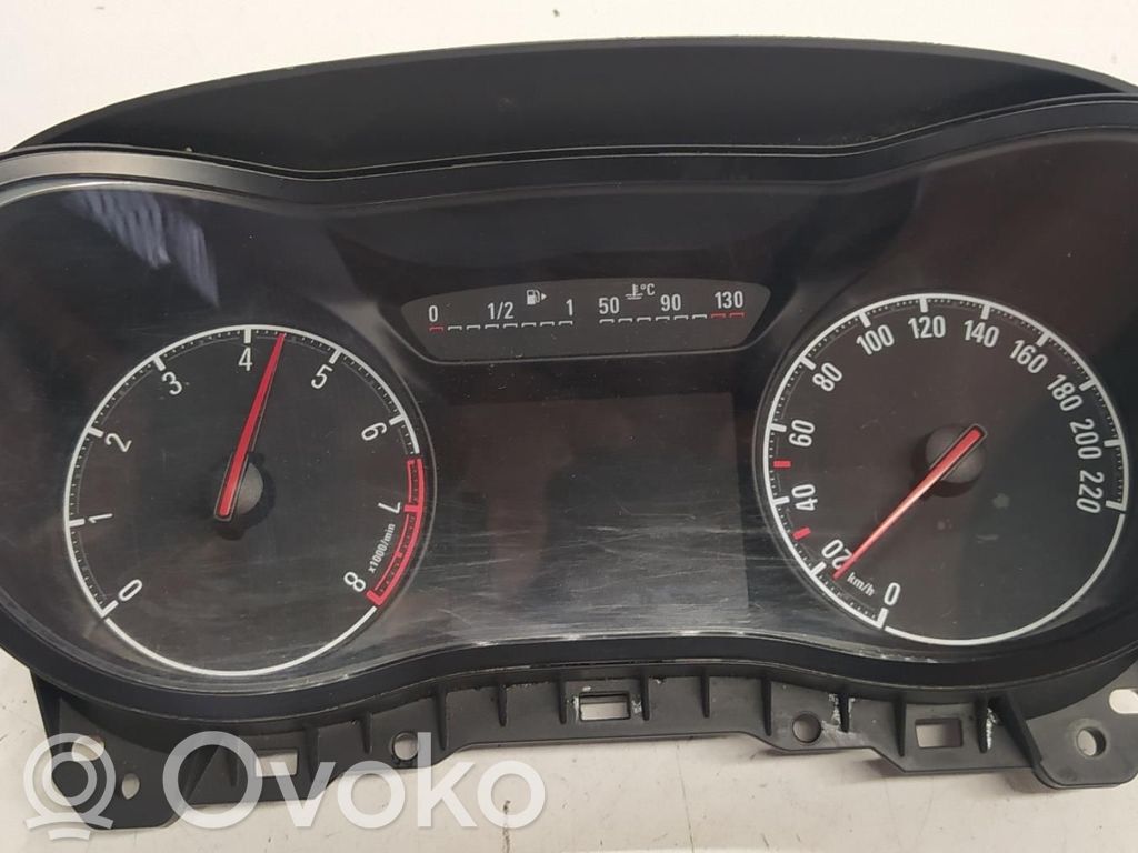Opel Corsa E Speedometer (instrument cluster) 