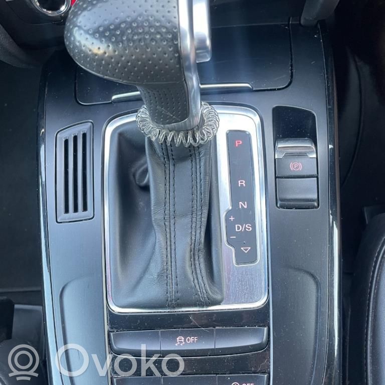 Gear shift rod