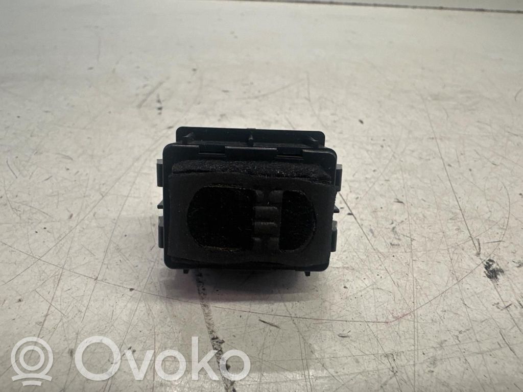 Unidad de control/módulo del motor   BBM366EMO
