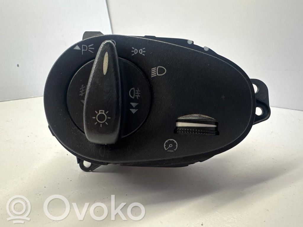 Ford Focus Lukturu slēdzis 