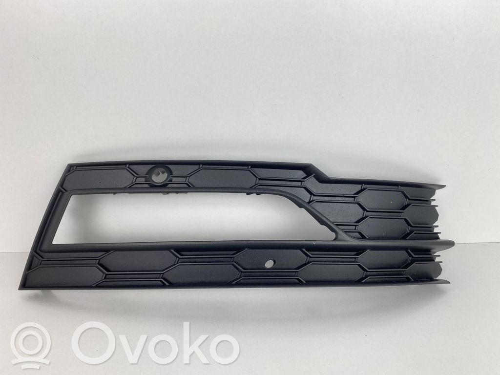 Skoda Octavia Mk4 Front bumper lower grill 