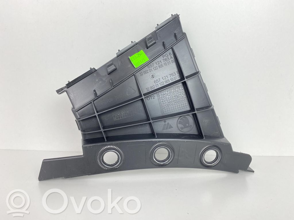 Skoda Scala Radiator trim 