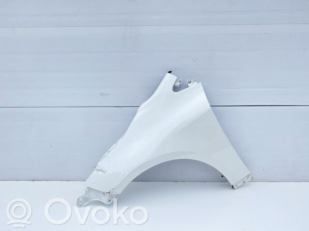 Toyota Corolla E210 E21 Spārns 