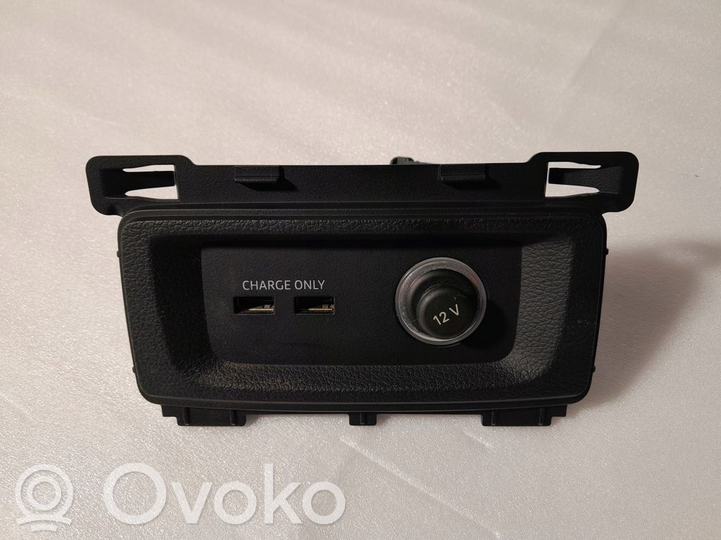 Enchufe conector USB   80A863324A,5Q0035726L
