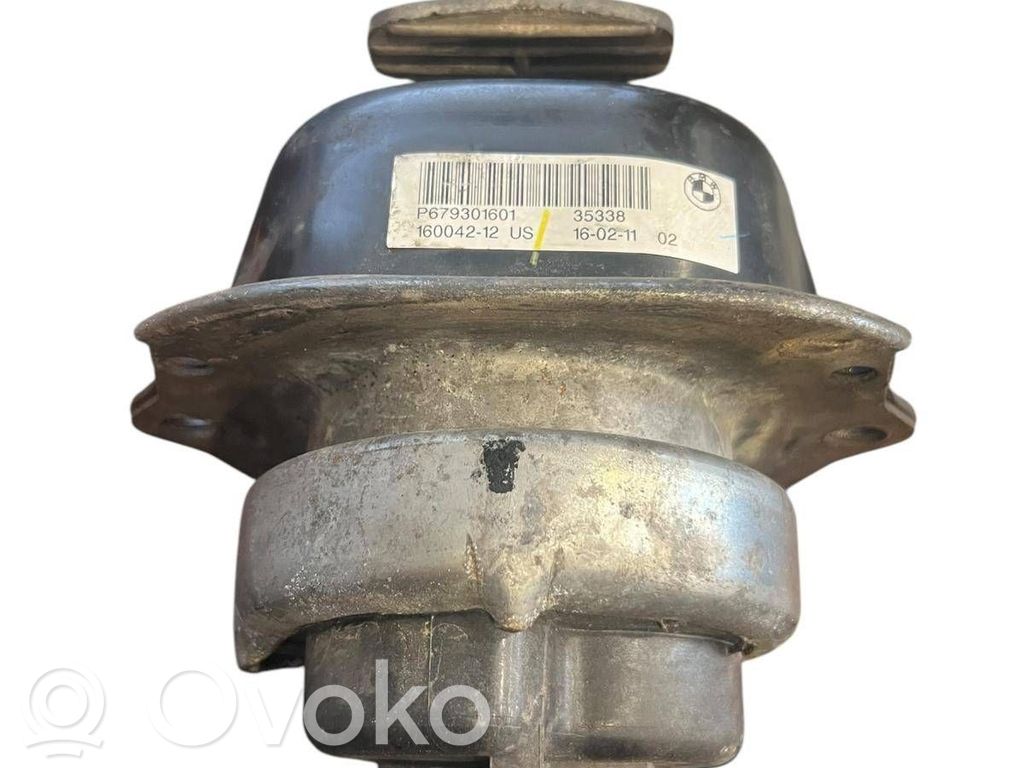 Engine mount bracket   P679301601,679301601,6793016