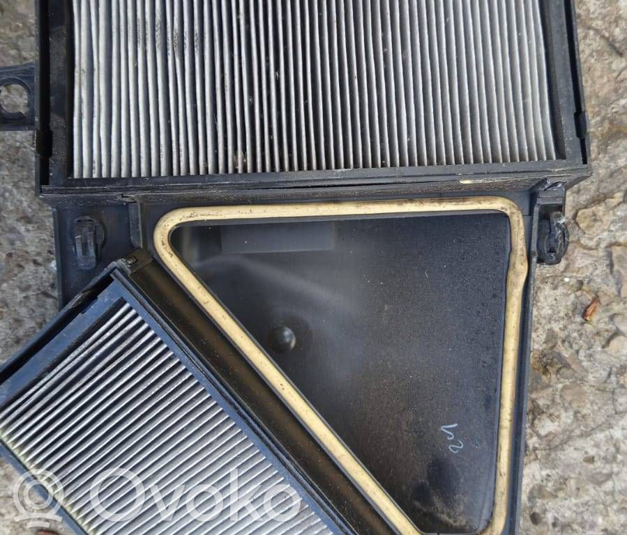 BMW X6 E71 Oro mikrofiltro dangtelis 
