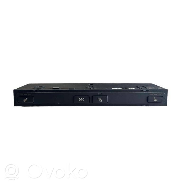 BMW 5 E60 E61 Seat heating switch 
