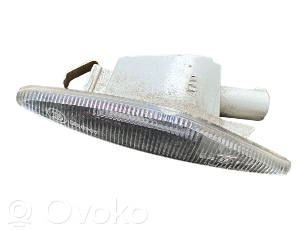 BMW X5 E70 Front fender indicator light 