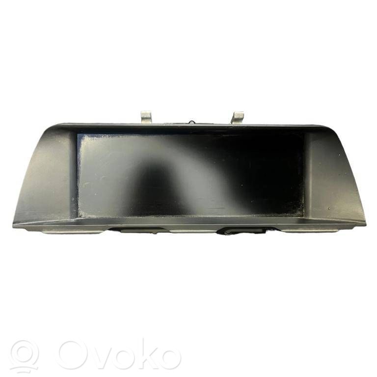 Monitor / wyświetlacz / ekran   9247872