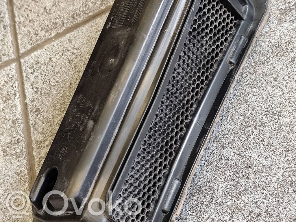 BMW 5 G30 G31 G38 Inne części komory silnika 
