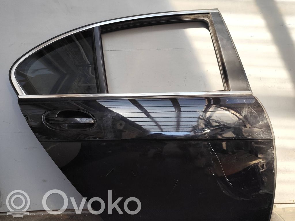 BMW 7 E65 E66 Aizmugurējās durvis 