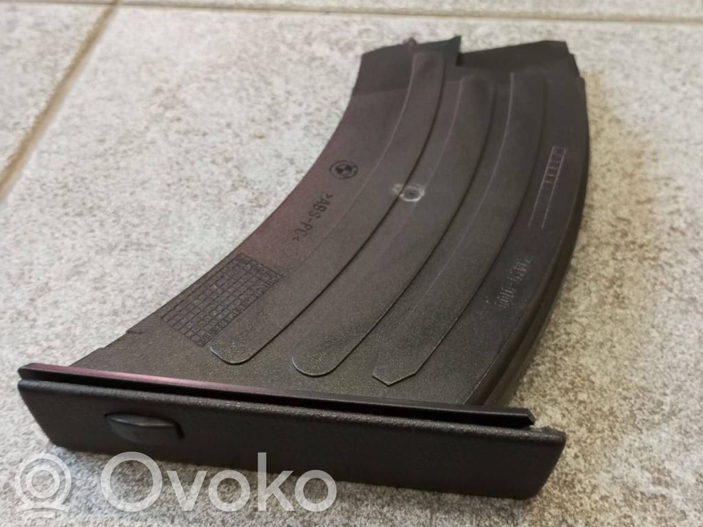 BMW 5 E39 Puodelio laikiklis 
