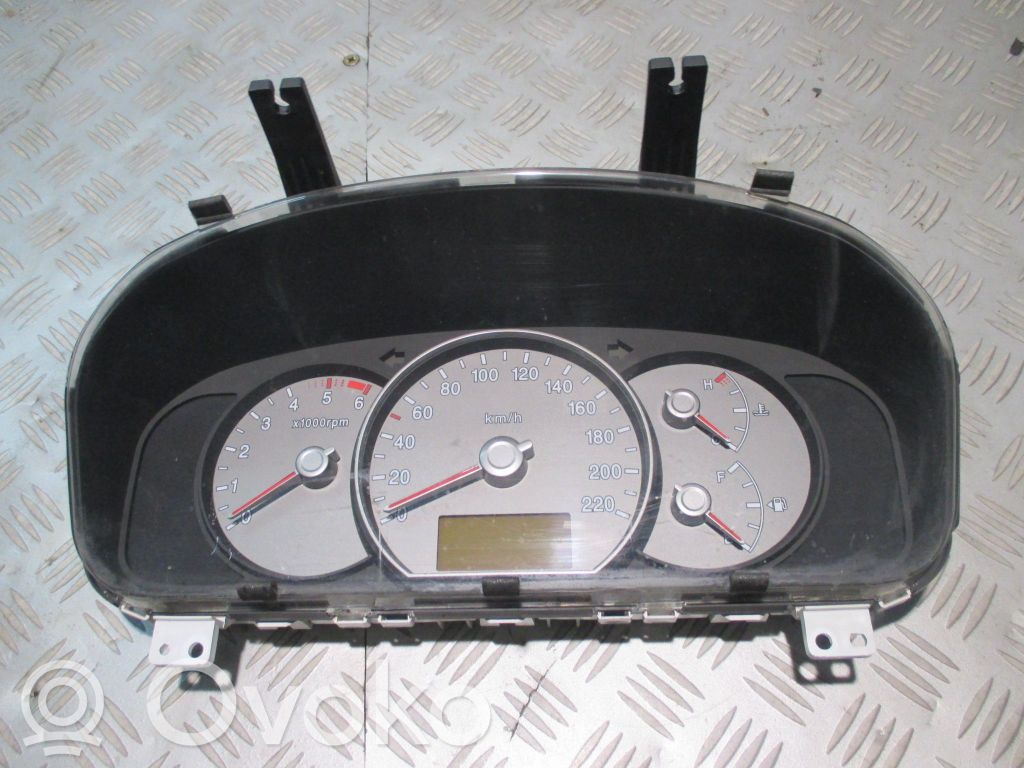KIA Carens II Nopeusmittari (mittaristo) 