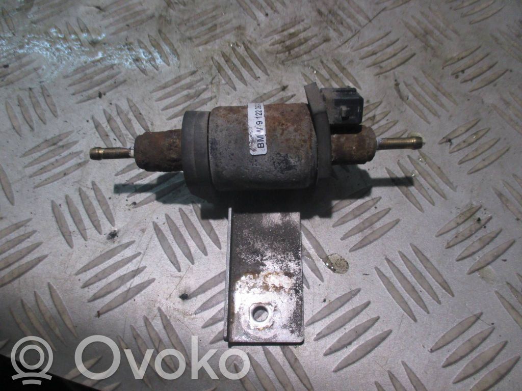 BMW 5 E60 E61 Pompe à carburant Webasto 