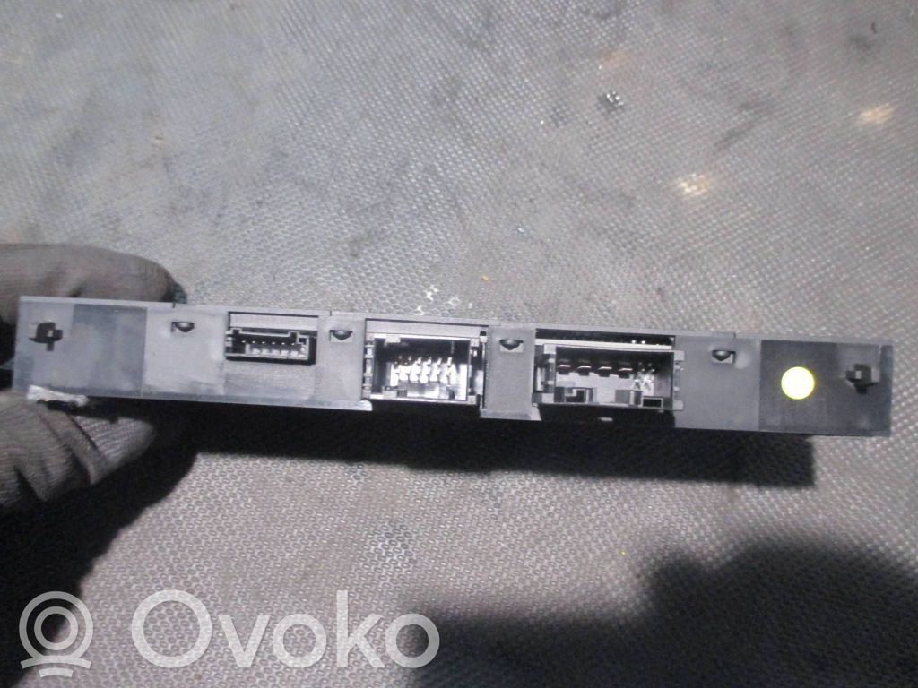 BMW 5 E60 E61 Unidad de control de la consola central 