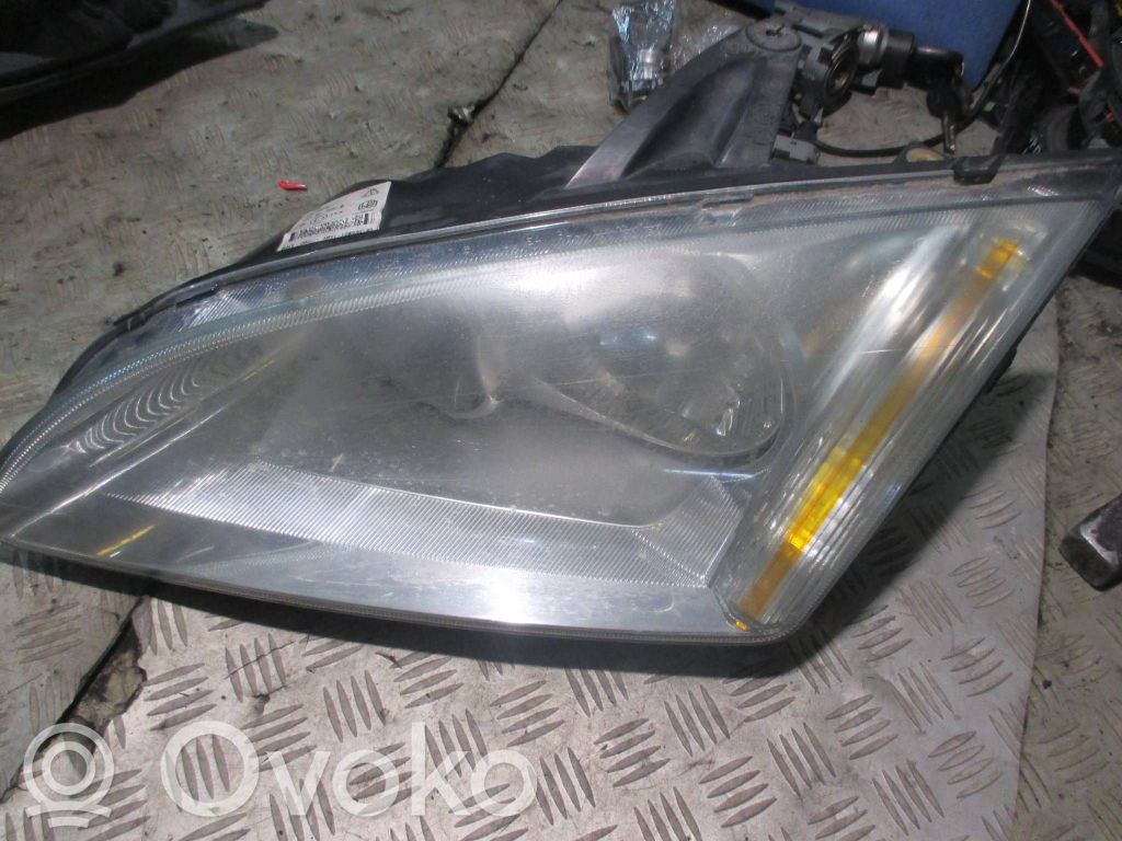 Ford Focus Phare frontale 
