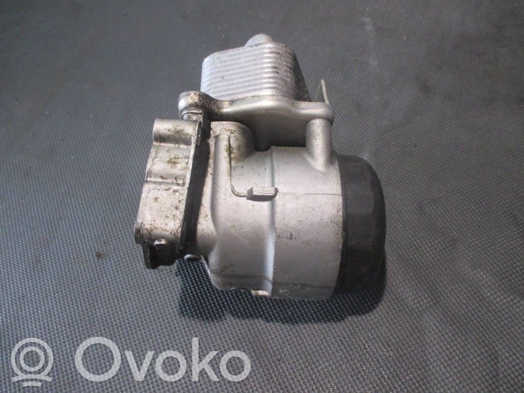 Oil filter mounting bracket   B8316000,32018