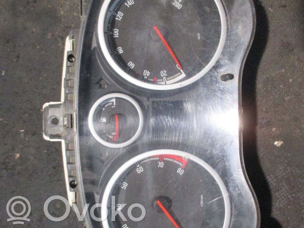 Opel Corsa D Licznik / Prędkościomierz 