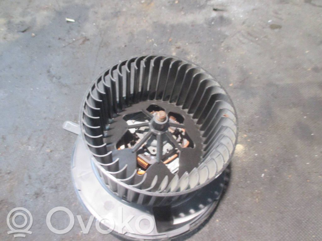 Volkswagen Golf V Wentylator nawiewu / Dmuchawa 