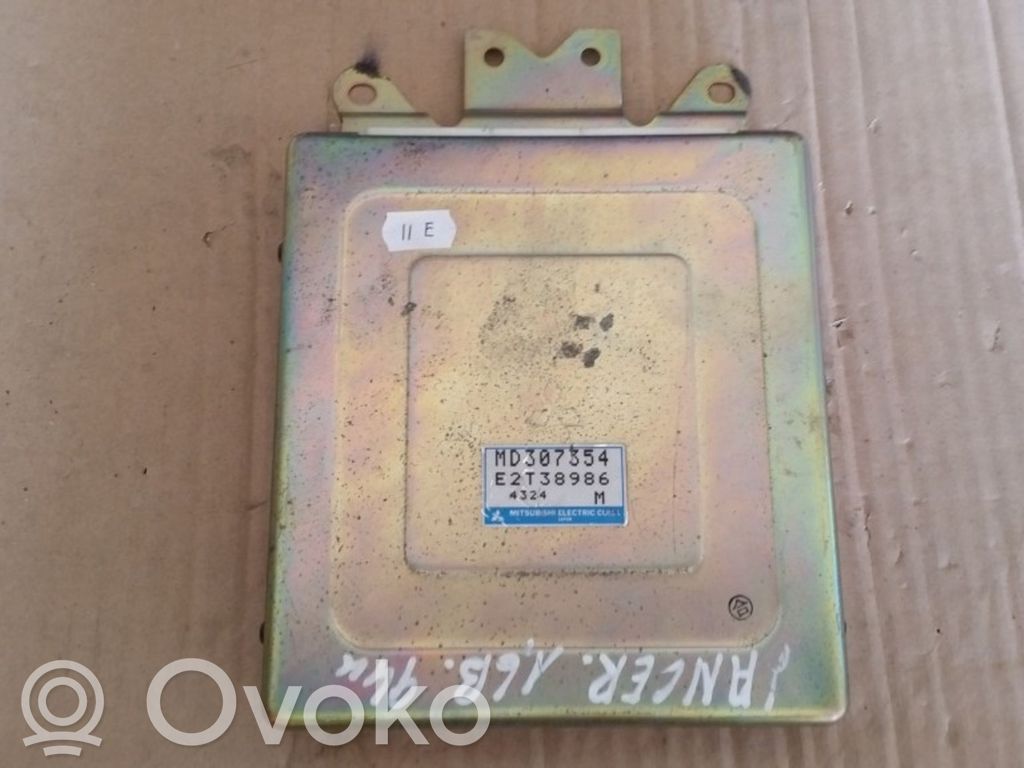 Engine control unit/module   MD307354,E2T38986,4342M