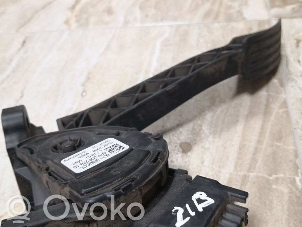 Ford Transit Kaasupoljin 
