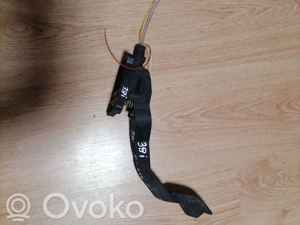 Peugeot 206 Accelerator throttle pedal 