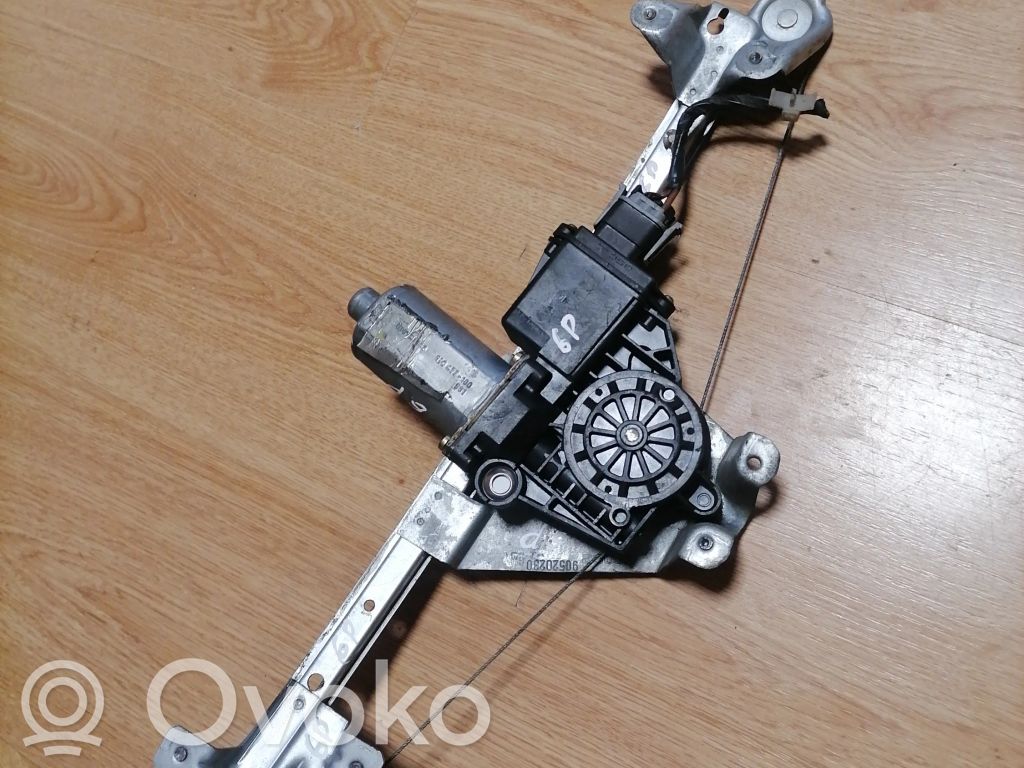 Opel Vectra B Alzacristalli della portiera posteriore con motorino 