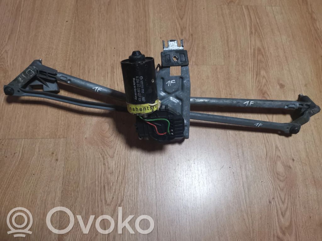 Audi A6 S6 C4 4A Valytuvų mechanizmo komplektas 