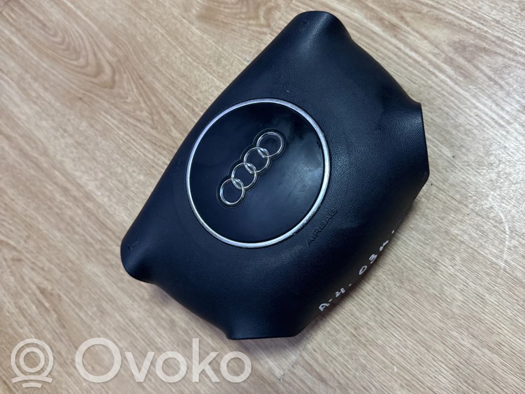 Audi A4 S4 B6 8E 8H Stūres drošības spilvens 