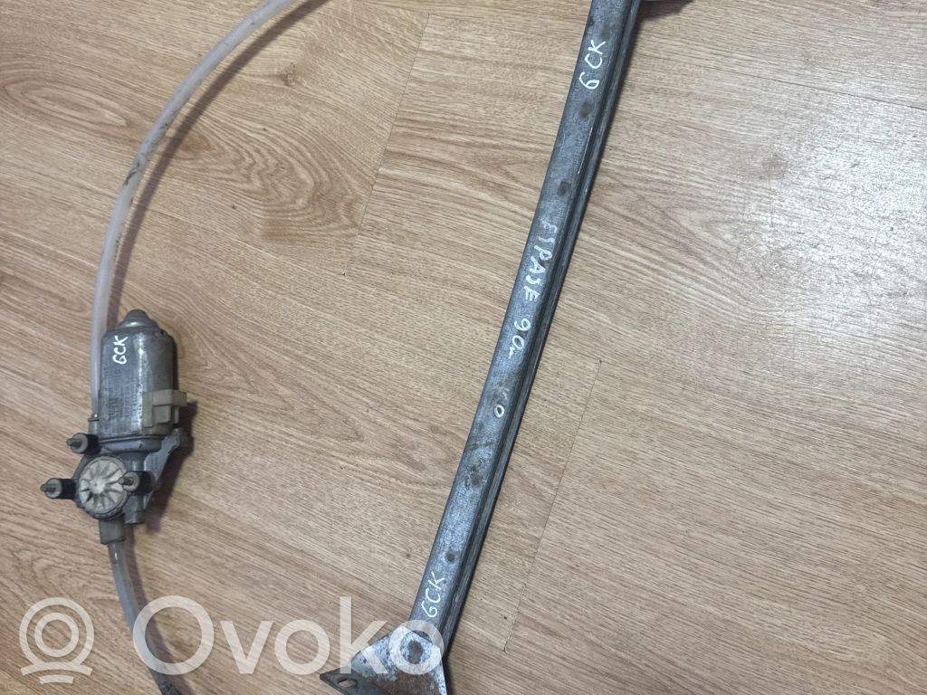 Elektryczny podnośnik szyby drzwi przednich   0130821046,100936169