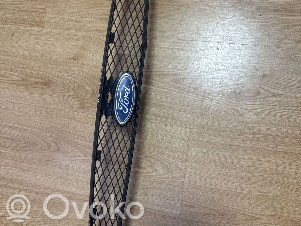 Maskownica / Grill / Atrapa górna chłodnicy   313401