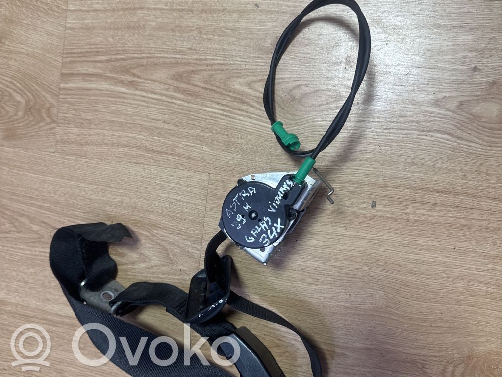 Opel Astra G Pas bezpieczeństwa fotela tylnego środkowego 