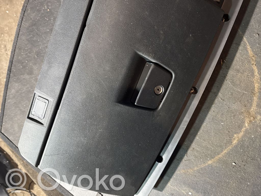 Volvo C30 Daiktadėžės (bordačioko) komplektas 