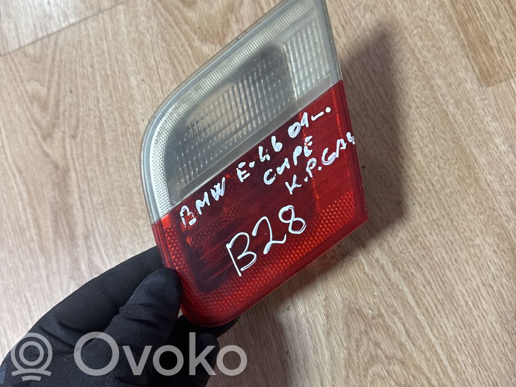 BMW 3 E46 Tailgate rear/tail lights 