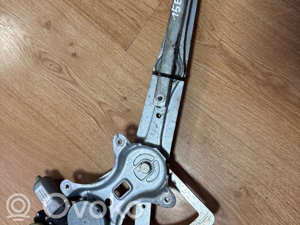 Toyota Corolla Verso AR10 Regulador de puerta delantera con motor 