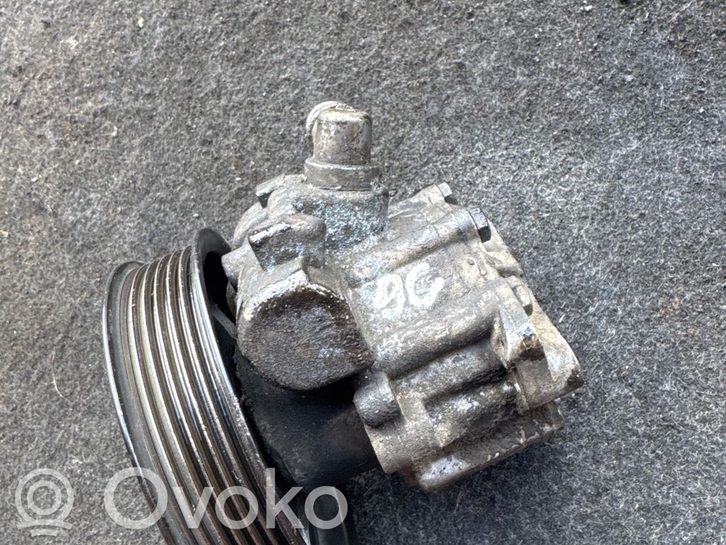 Saab 9-5 Power steering pump 