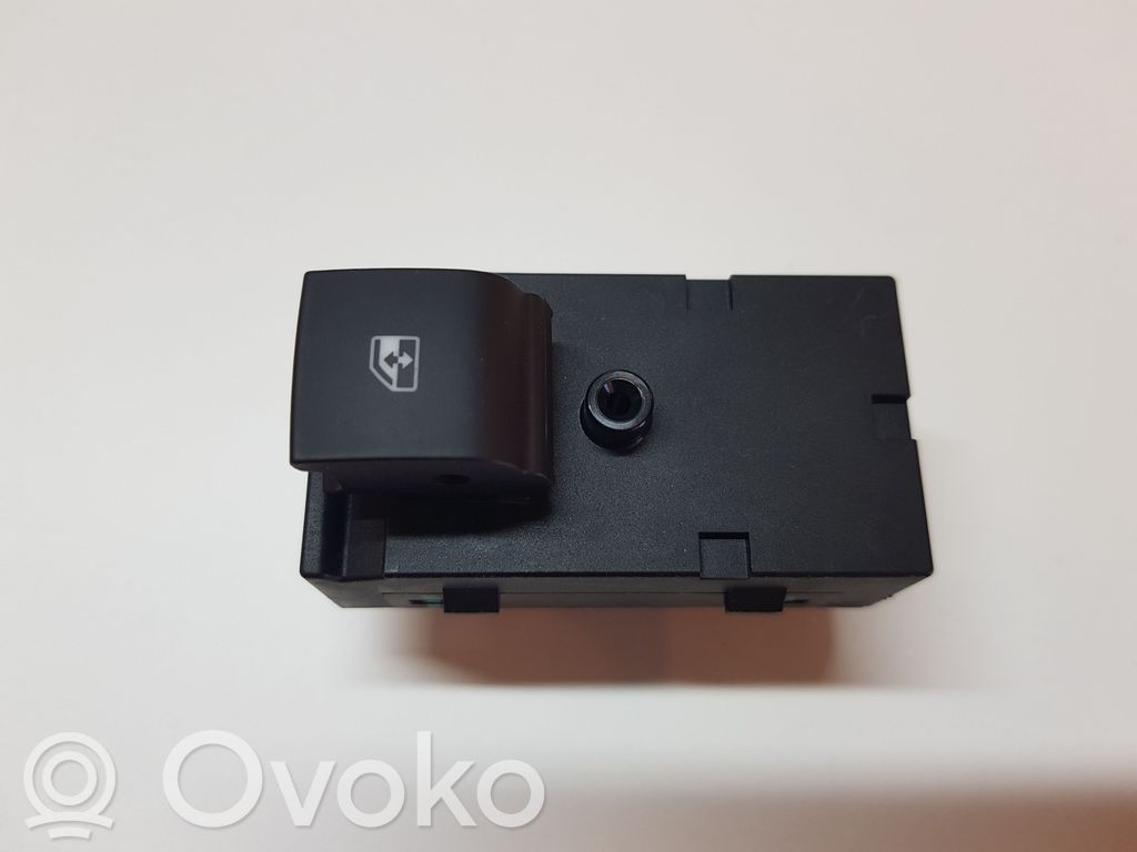 Buick Encore I Electric window control switch 