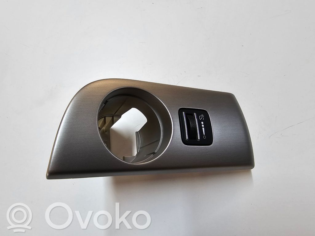 Dodge Durango Panel trim 