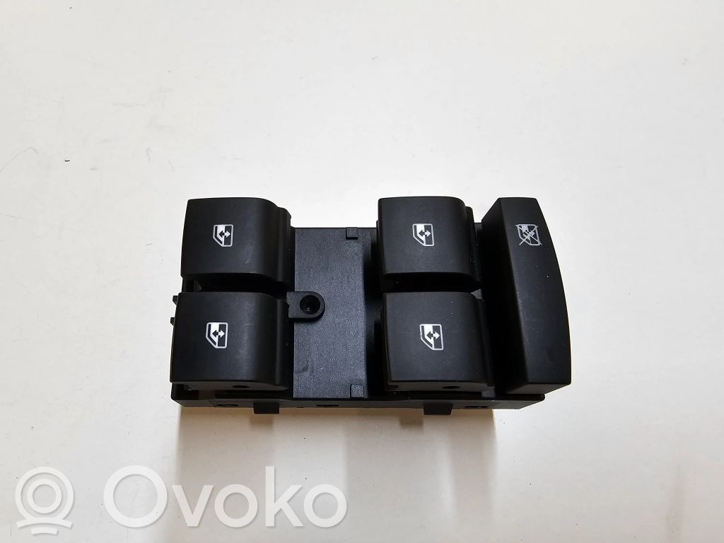Buick Encore I Electric window control switch 