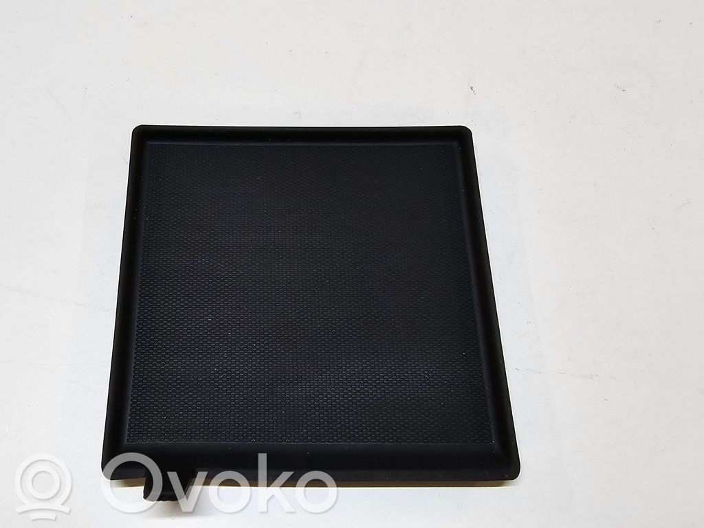 Buick Encore I Central console drawer/shelf pad 