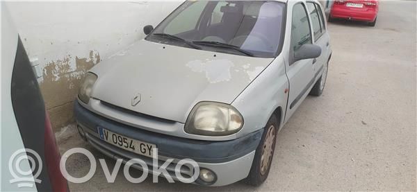 Renault Clio II Engine mount bracket 