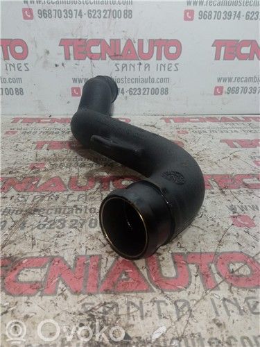 Audi A4 S4 B5 8D Manguera/tubo del intercooler 