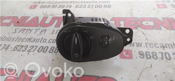 Ford Focus Light switch 