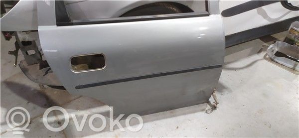 Opel Corsa A Takaovi 