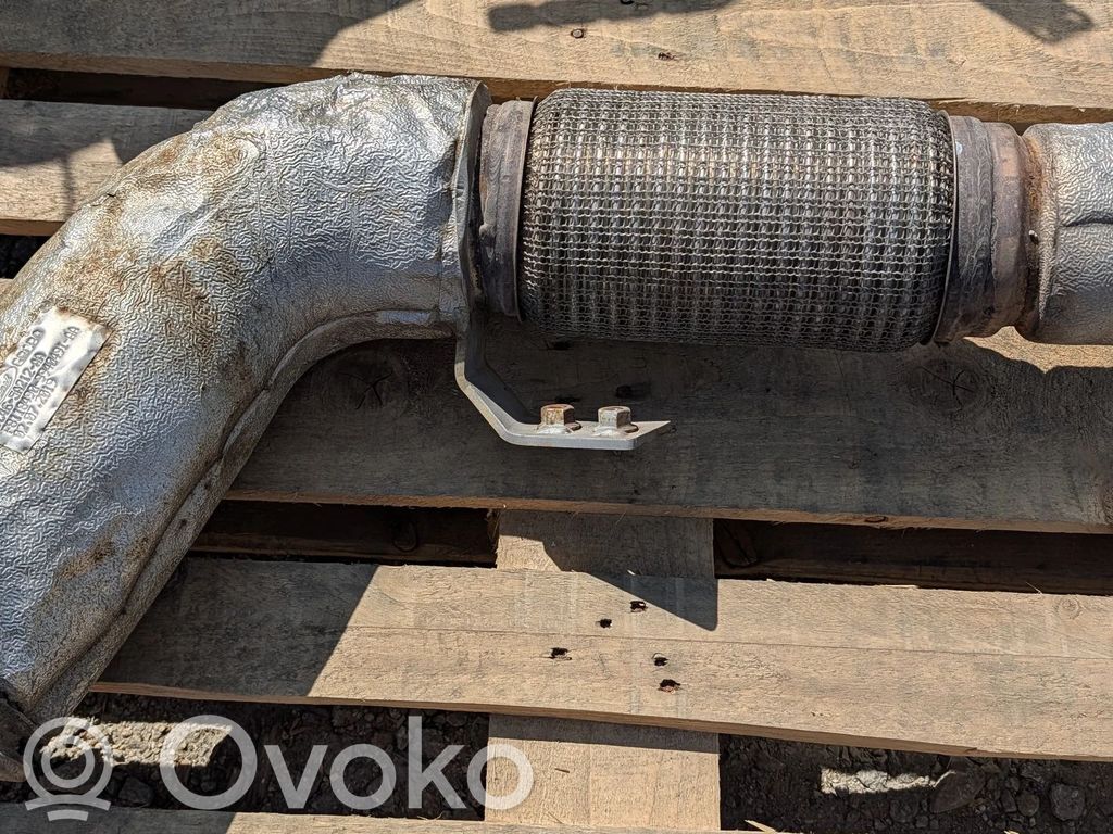 Ford F550 Takavaimennin pakoputki 